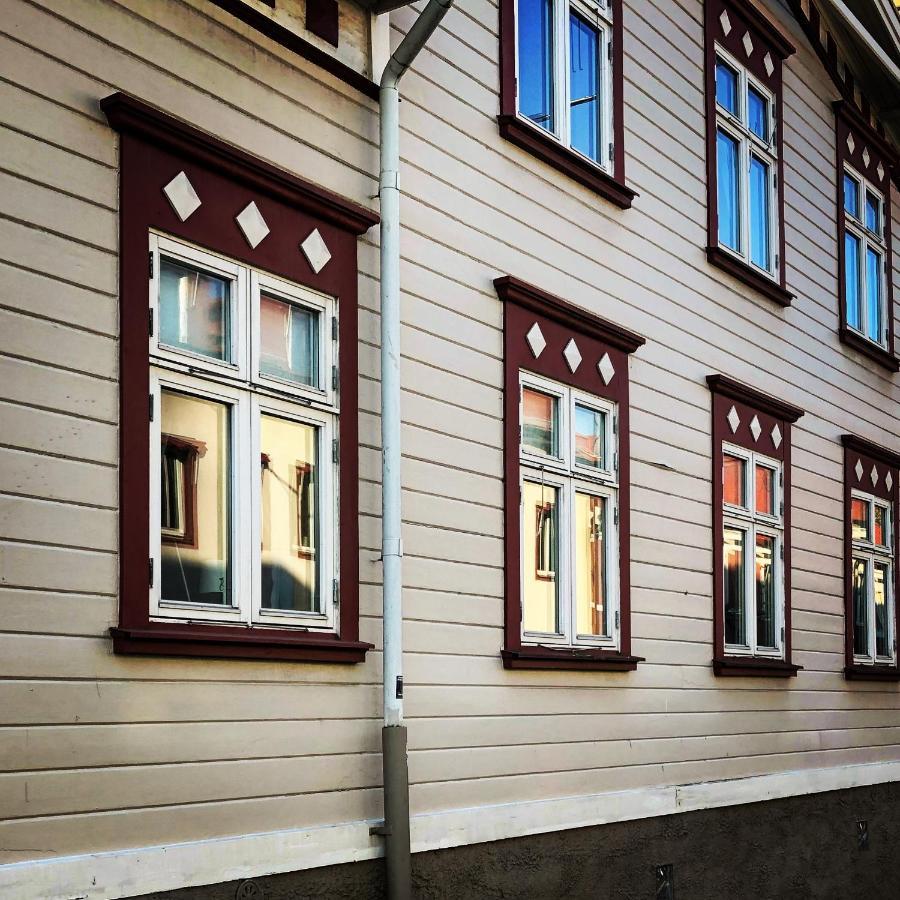 Hotell Gaestis Varberg Exterior photo