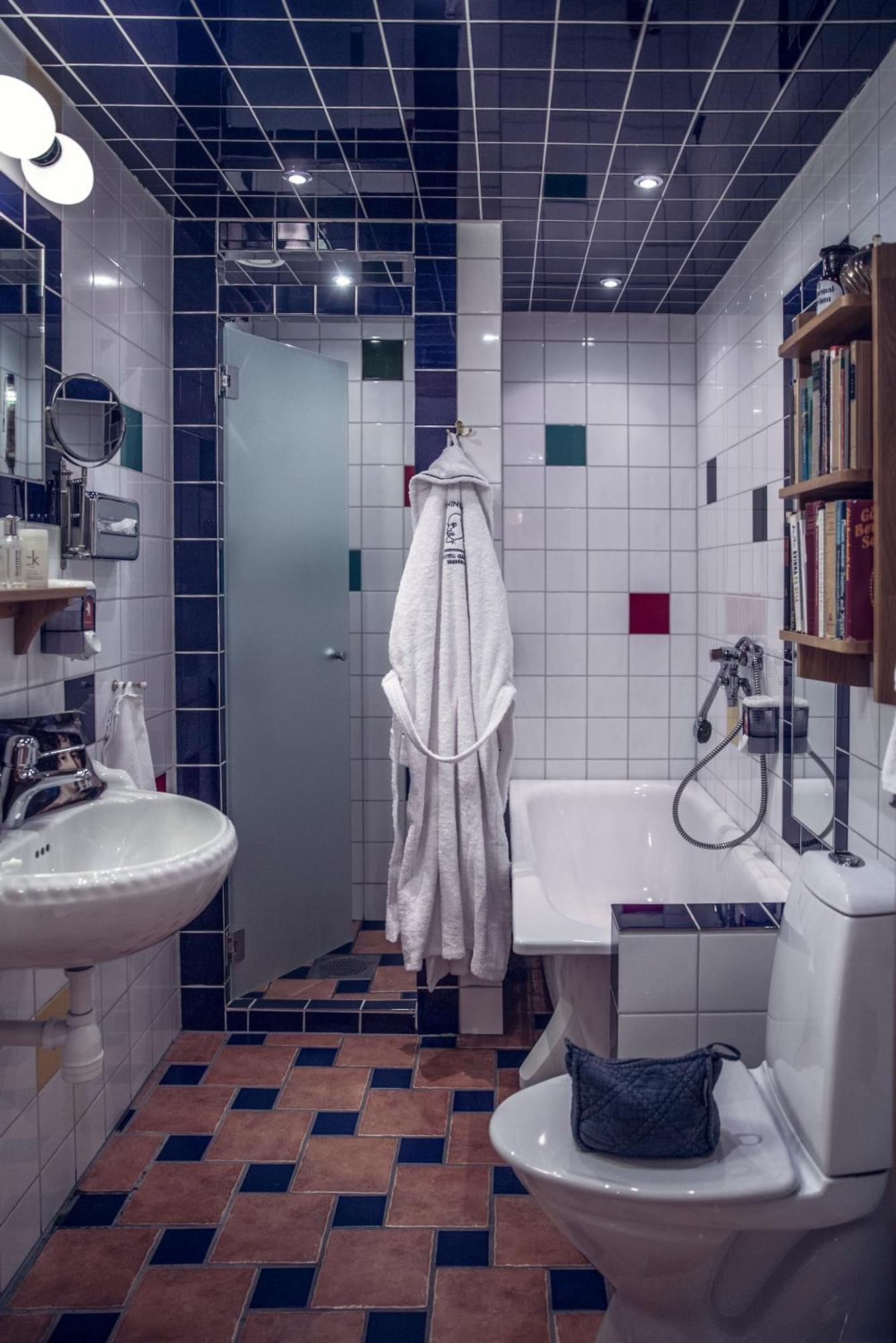 Hotell Gaestis Varberg Exterior photo